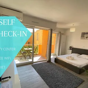 Centre De Beausoleil, Climatise, Wifi, Terrasse. Apartment